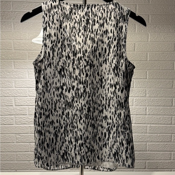 Nine West Cream Sleeveless Fitted Tank Top - Picture 2 of 3